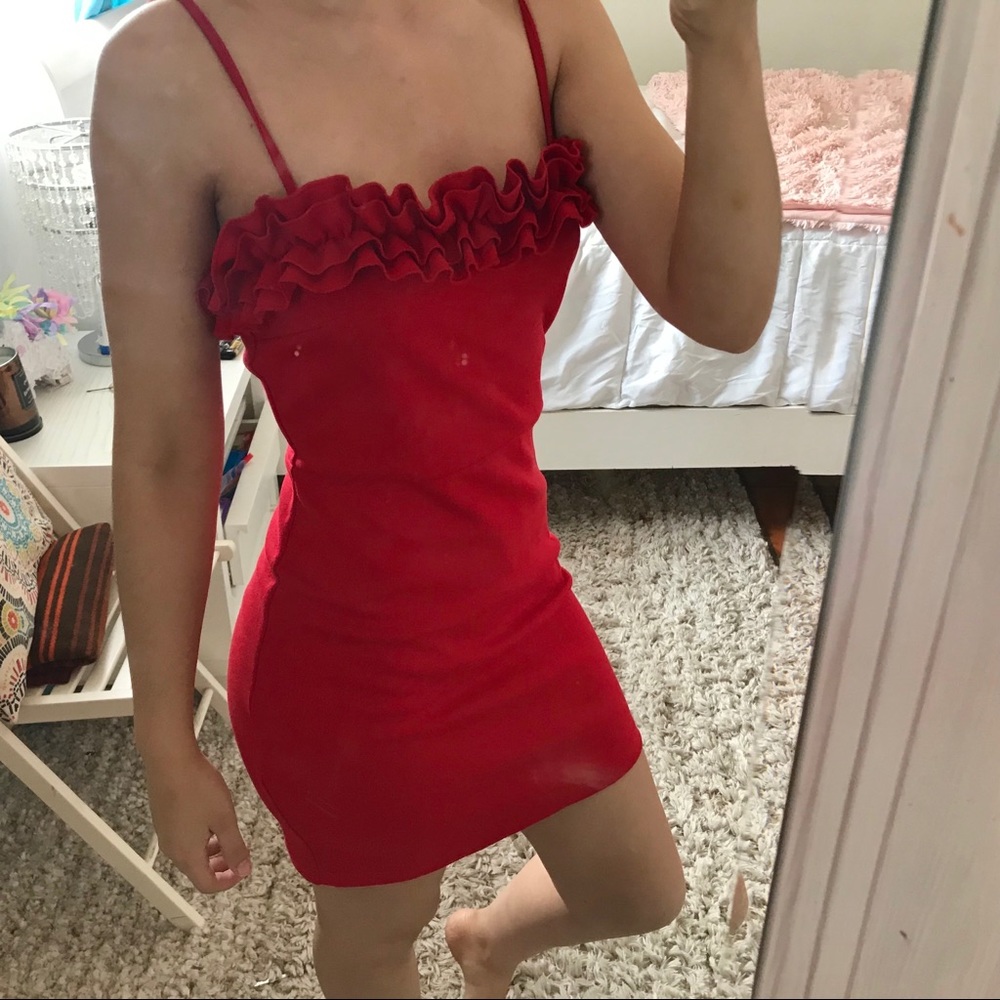 Dress - Picture 2 of 3